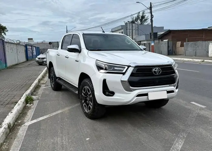 Toyota Hilux 2023 Cd Srx 4x4 2.8