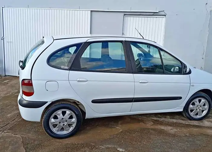 Renault Scenic 2010 1.6