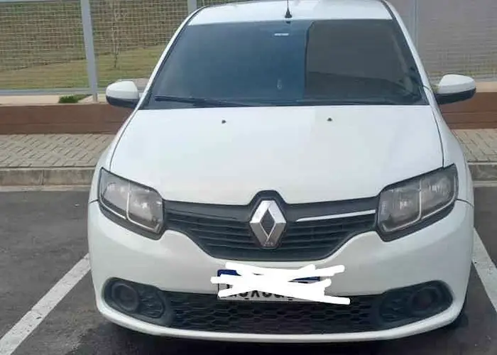 Renault Logan 2017 1.0