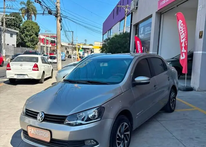 Volkswagen Voyage 2015 1.0 Comfort Line