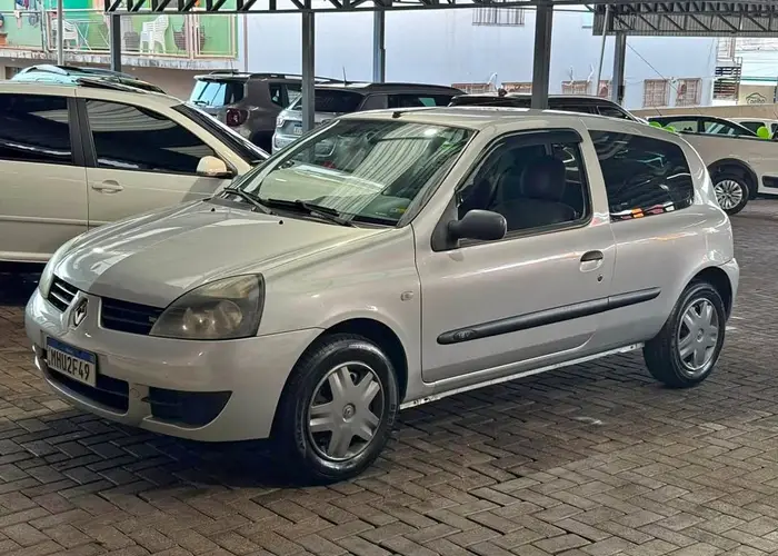 Renault Clio 2011 1.0