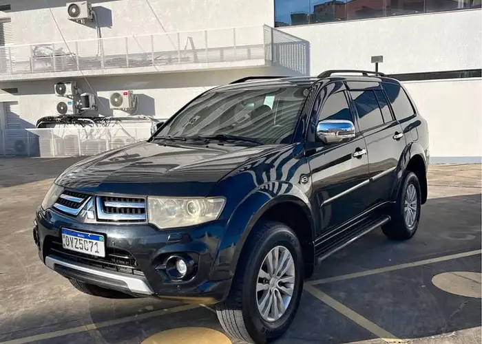 Mitsubishi Pajero 2015 3.2