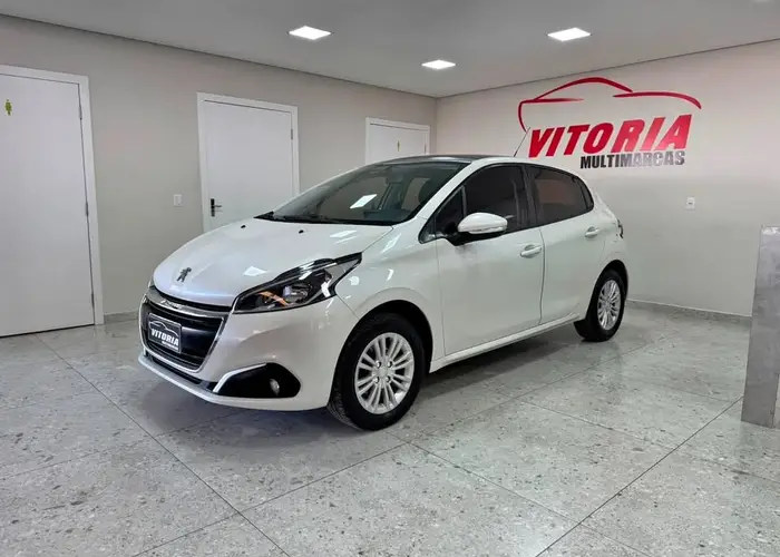 Peugeot 208 2019 Allure 1.2 Cambio Manual