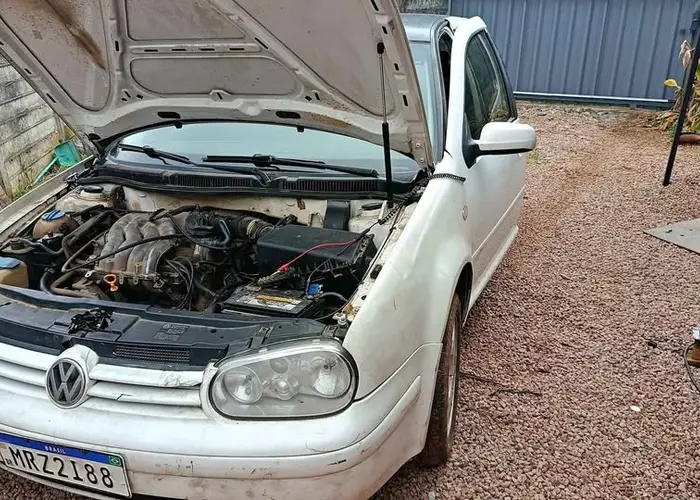 Volkswagen Golf 2001 2.0
