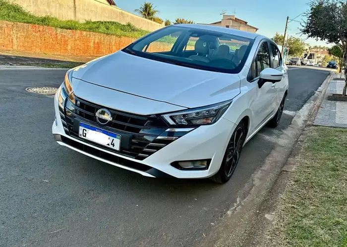 Nissan Versa 2024 Exclusive Automatico 1.6