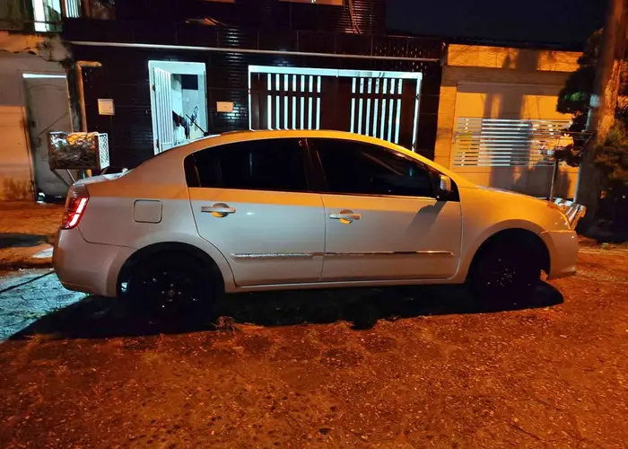 Nissan Sentra 2011 2.0