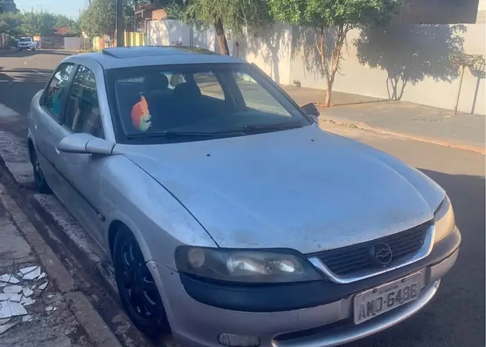 Chevrolet Vectra 1998 2.2
