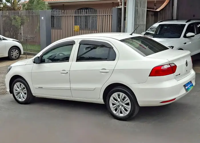 Volkswagen Voyage 2023 1.0