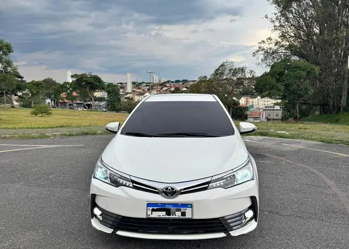 Toyota Corolla 2019 2.0