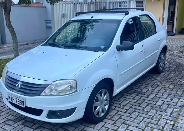 Renault Logan 2010 1.0