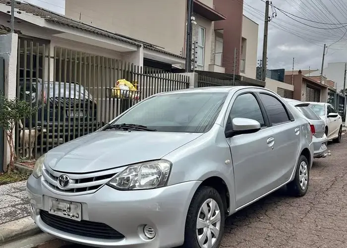 Toyota Etios 2015 Xs Sedan 1.5