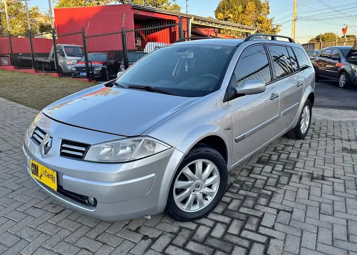 Renault Megane 2011 Grand Tour 1.6 Hi-flex