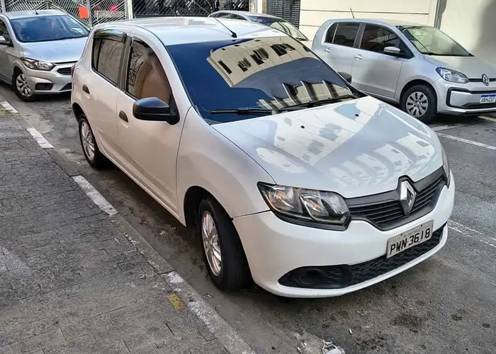 Renault Sandero 2016 1.0