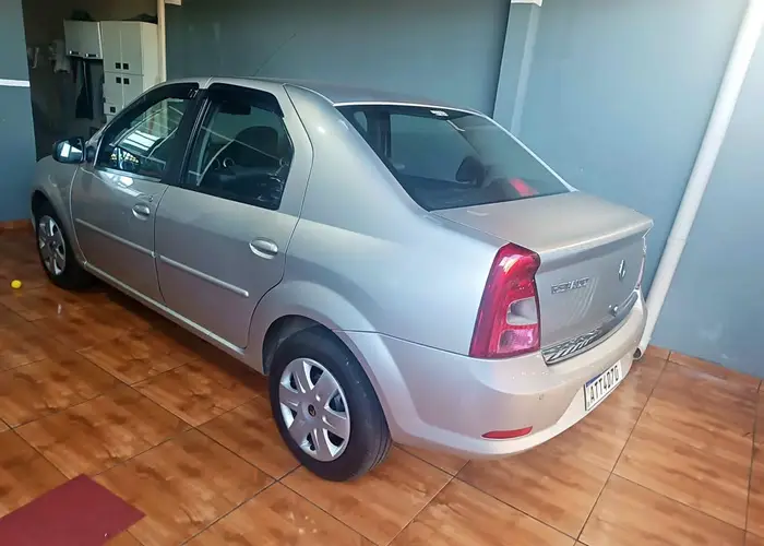 Renault Logan 2010 1.6