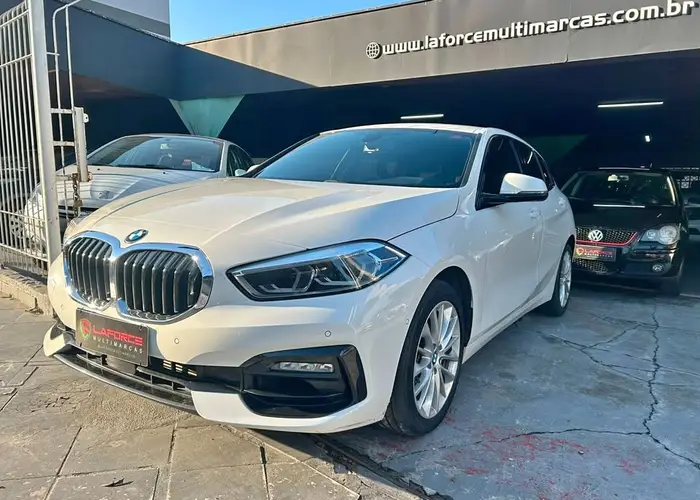 Bmw 118 2023 Sport 1.5 Turbo Automático