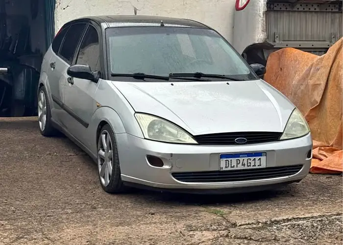 Ford Focus 2004 2.0