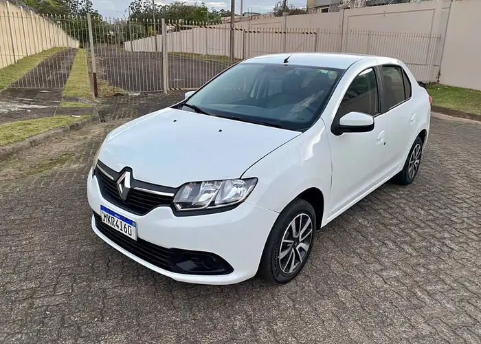 Renault Logan 2014 1.0