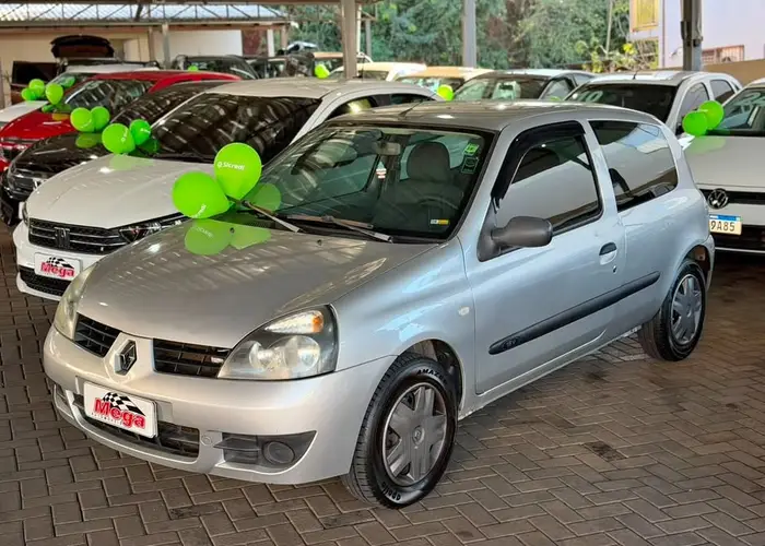 Renault Clio 2011 1.0