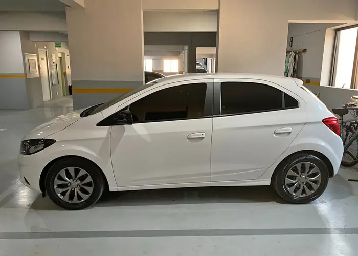 Chevrolet Onix 2021 Hatch 1.0