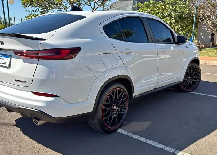 Fiat Fastback 2025 Abarth 1.3 Turbo