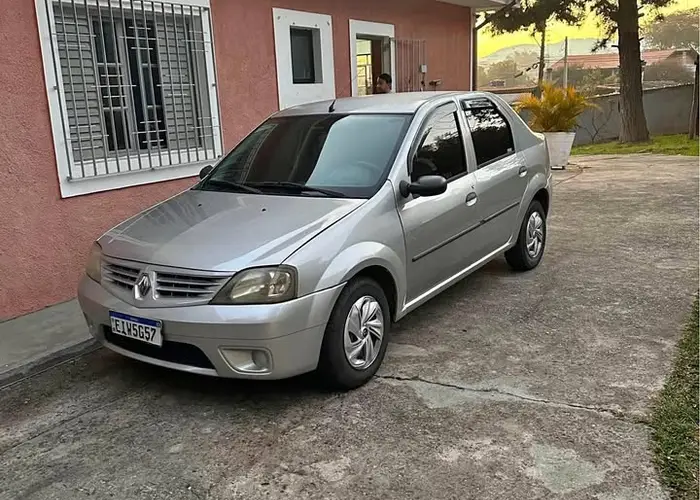 Renault Logan 2009 1.6