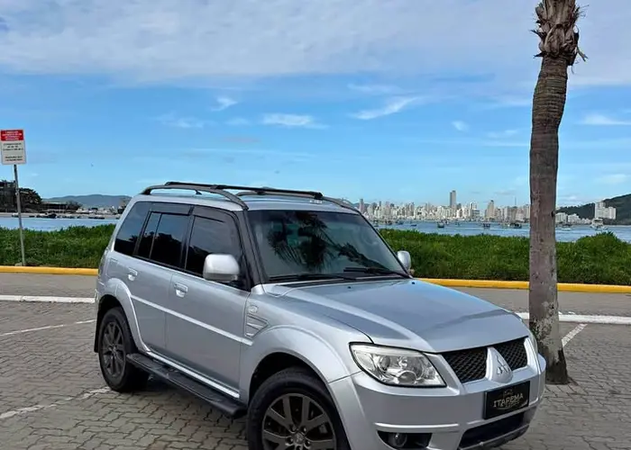 Mitsubishi Pajero 2012 Tr4 2.0 4x2