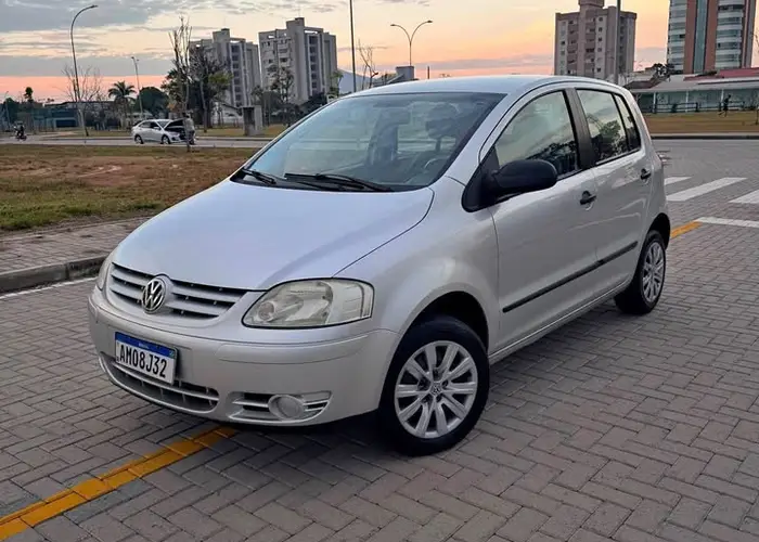 Volkswagen Fox 2005 1.6 Sportline Completo