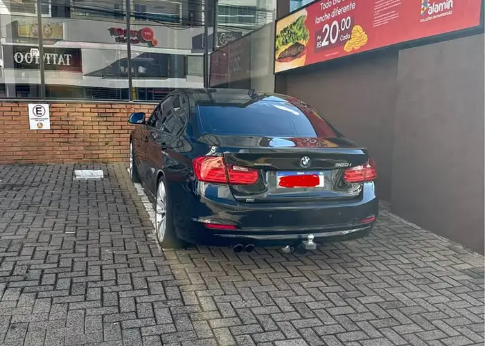 Bmw 320i 2015 Sport 2.0 Turbo
