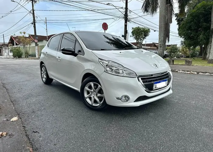 Peugeot 208 2015 Automático Flex Barato D+++ 1.6
