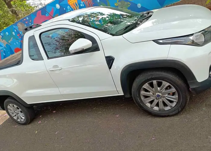 Fiat Strada 2023 1.3