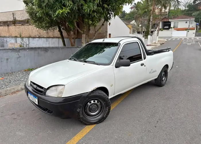 Ford Courier 2012 1.6 Básica