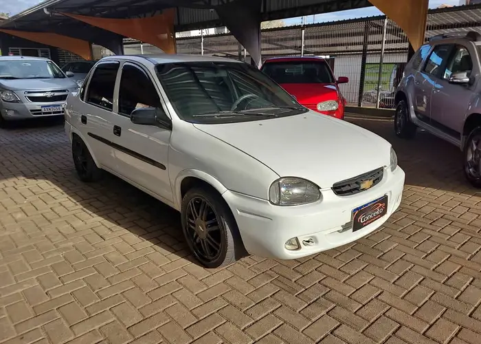 Chevrolet Corsa 2004 Sedã Básico 1.0