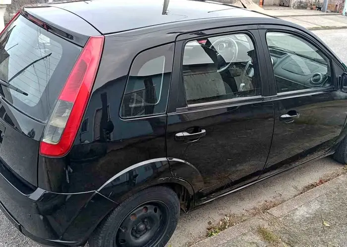 Ford Fiesta 2014 1.0