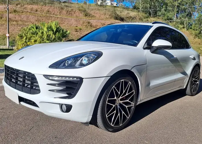 Porsche Macan 2018 2.0 Turbo 252cv Aut