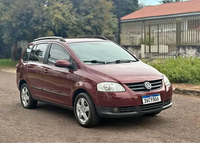 Volkswagen Spacefox 2008 Comfort 1.6 (completo)
