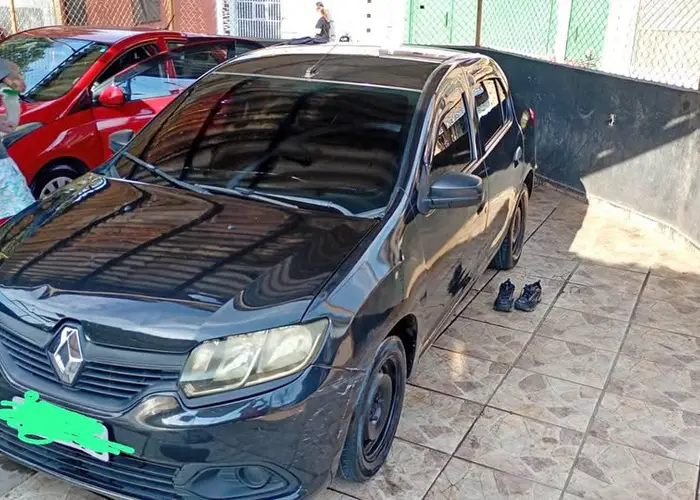 Renault Logan 2018 1.0