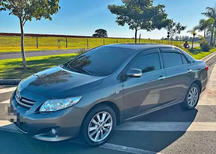 Toyota Corolla 2011 2.0