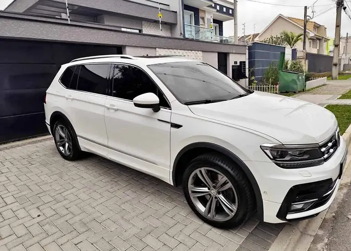 Volkswagen Tiguan 2021 2.0