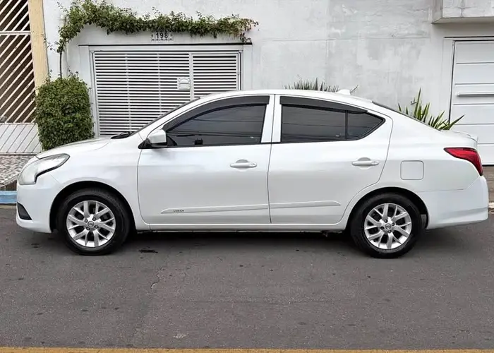 Nissan Versa 2016 1.0