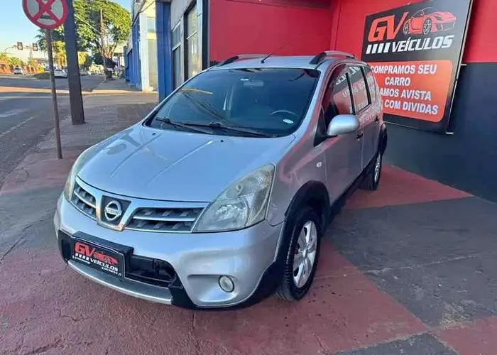 Nissan Livina 2013 1.8