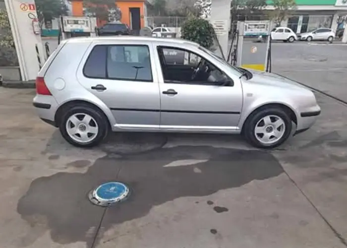 Volkswagen Golf 2002 1.6