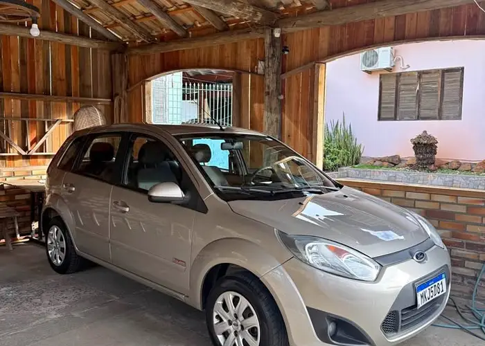 Ford Fiesta 2012 1.6