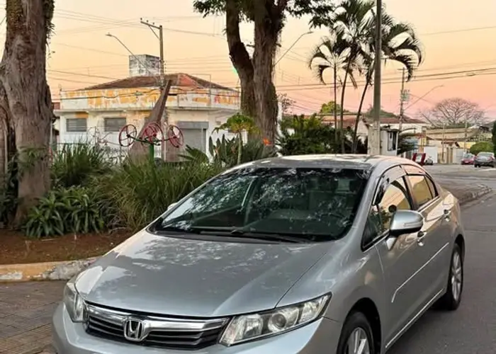 Honda Civic 2013 1.8