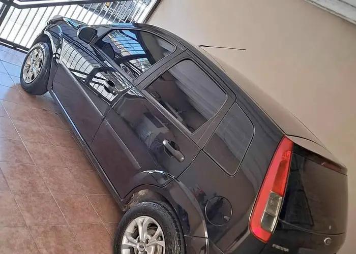 Ford Fiesta 2012 1.0