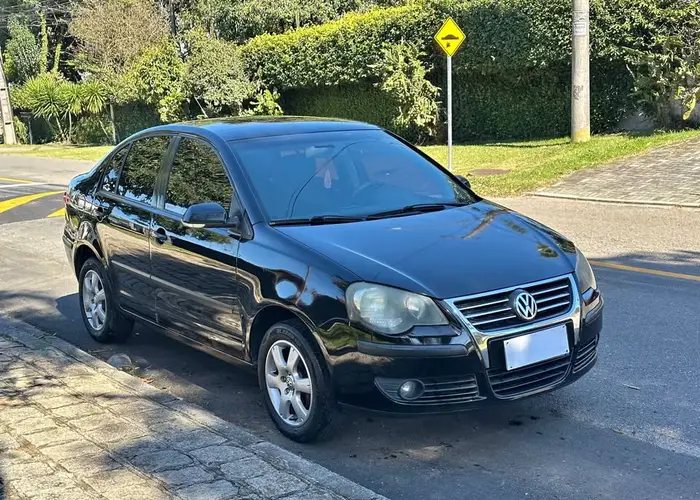 Volkswagen Polo 2010 Sedan 1.6 Mi Completo