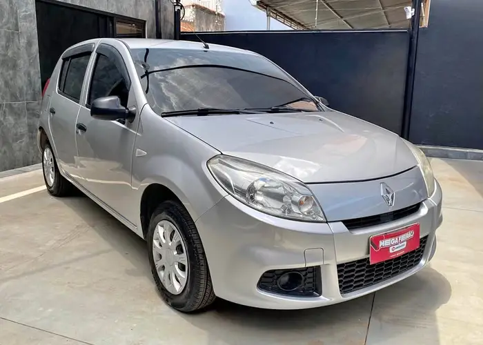Renault Sandero 2012 1.0